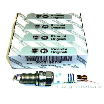 Fiat Zündkerze Zündkerzen NGK ZKR7A-10 55190788 4er Set...